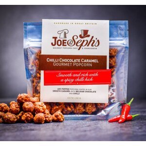 Luxusní, lehce pikantní popcorn Joe & Seph's s příchutí chilli, čokolády a karamelu 32 g